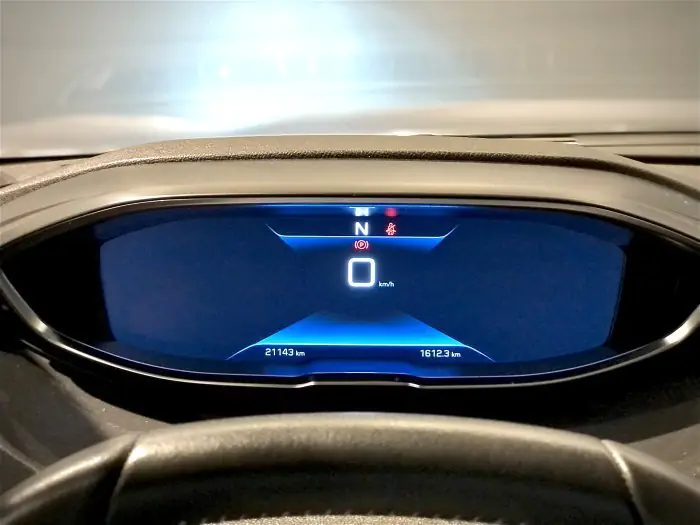 Peugeot 3008 2021 - صورة 6
