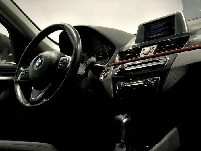 bmw X1 2016 - صورة 14