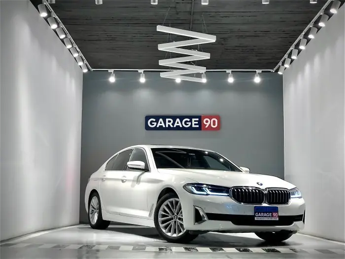 bmw 520i 2021 - صورة 2