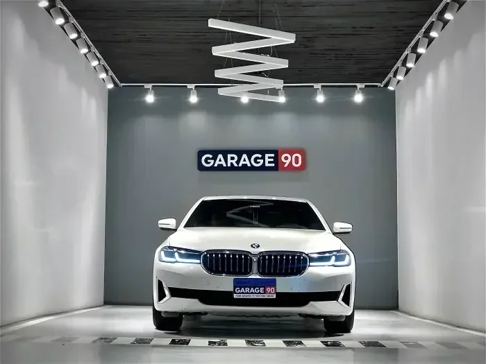 bmw 520i 2021