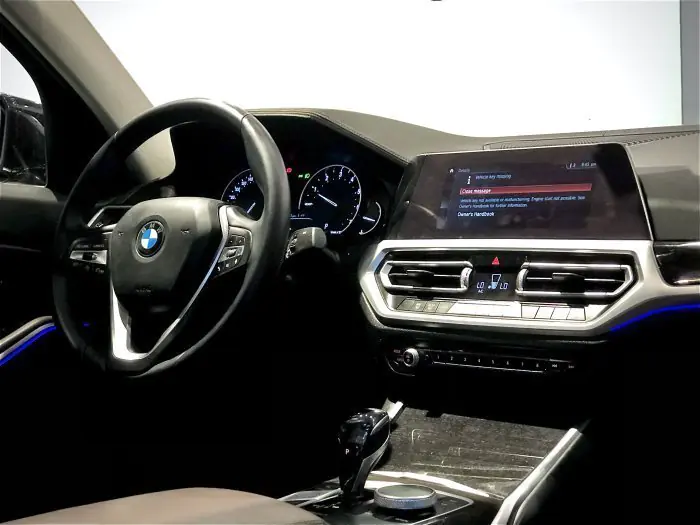 bmw 320i 2020 - صورة 11