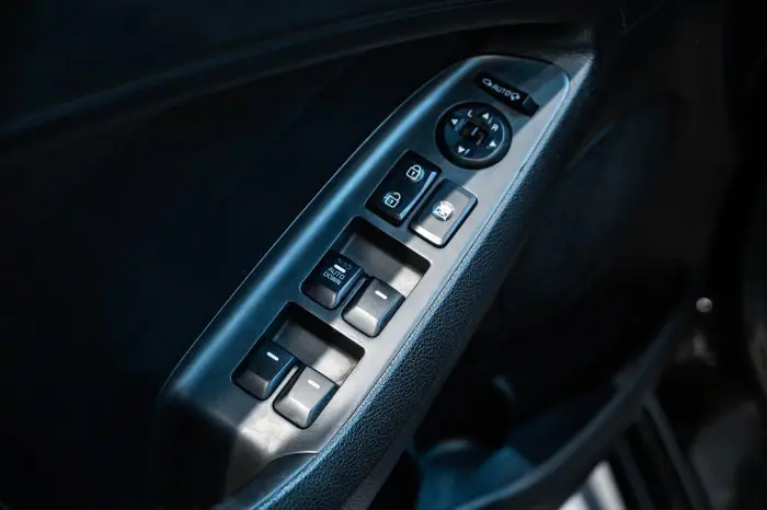Kia Cerato 2018 - صورة 15