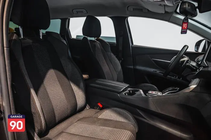 Peugeot 5008 2022 - صورة 4