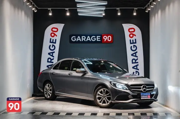Mercedes-Benz C180 2018 - صورة 15