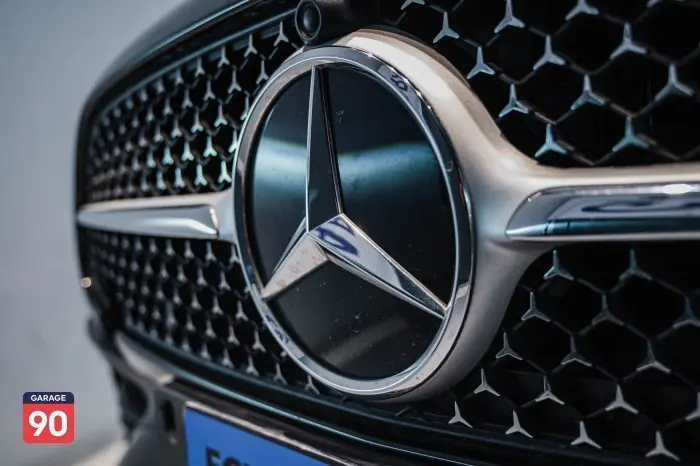 Mercedes-Benz C200 2022 - صورة 9