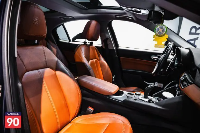 Alfa Romeo Giulia 2021 - صورة 20