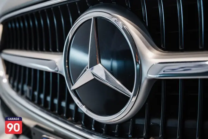 Mercedes-Benz C180 2022 - صورة 11