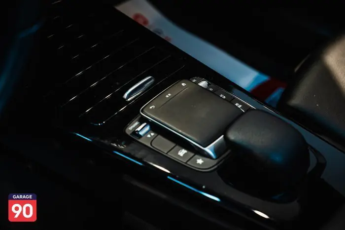 Mercedes-Benz A180 2021 - صورة 18