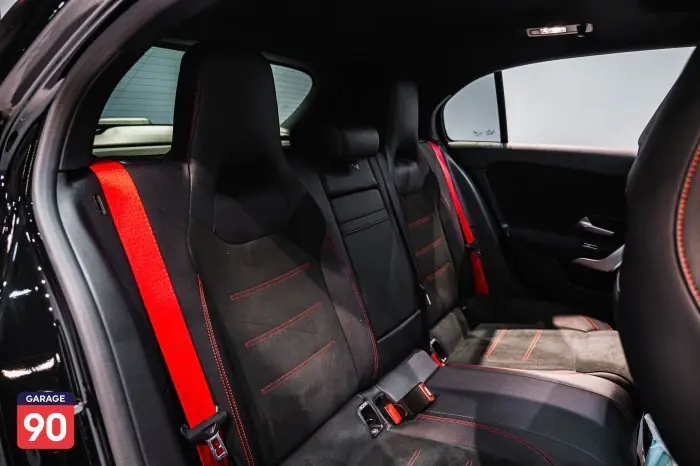Mercedes-Benz A35 2023 - صورة 17