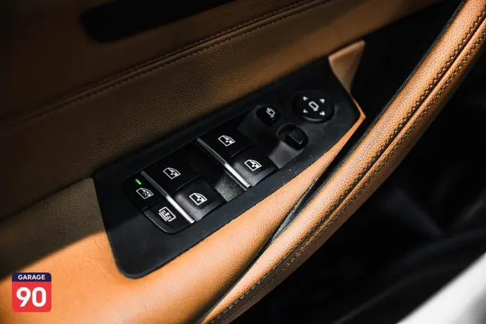 bmw 520i 2023 - صورة 13
