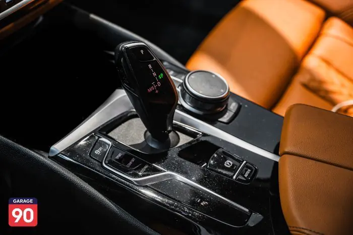 bmw 520i 2023 - صورة 15