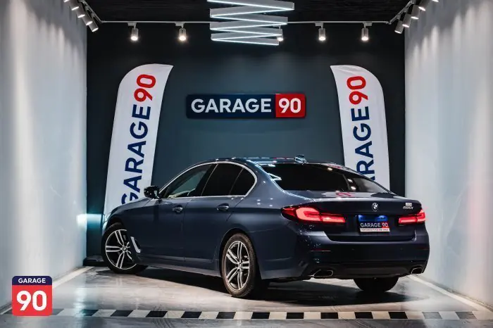 bmw 520i 2023 - صورة 8