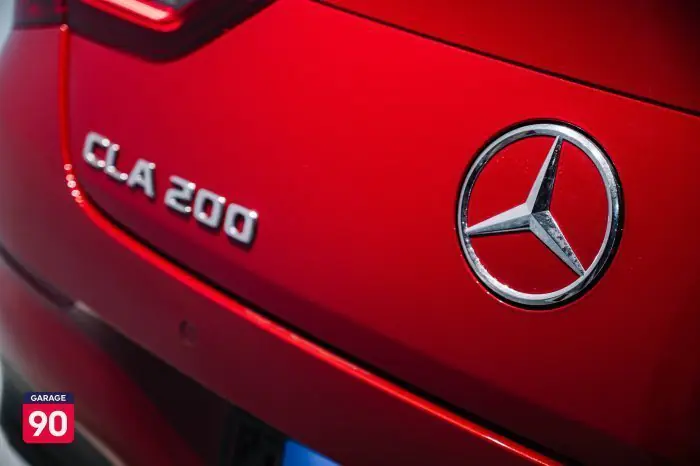 Mercedes-Benz CLA200 2024 - صورة 9