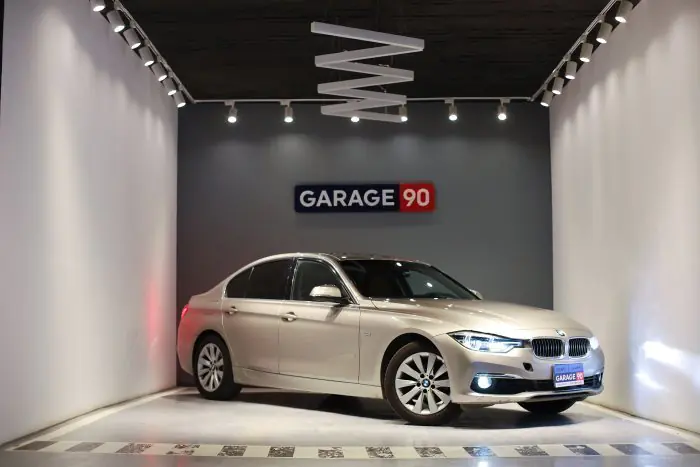 bmw 318i 2018 - صورة 5