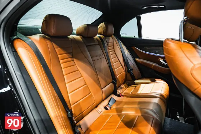 Mercedes-Benz E200 2021 - صورة 16