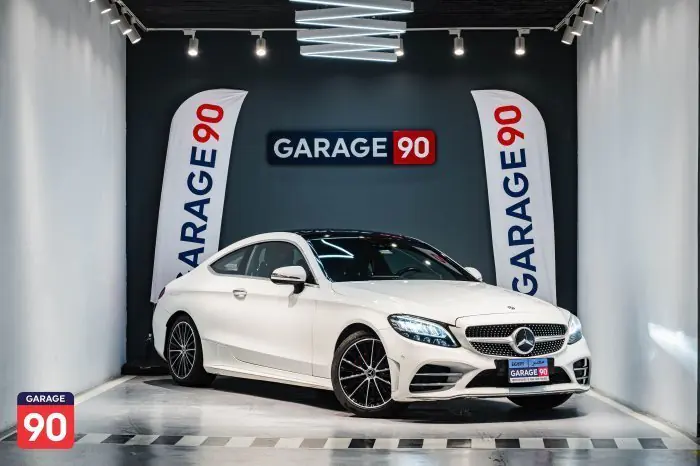 Mercedes-Benz C200 2019 - صورة 3