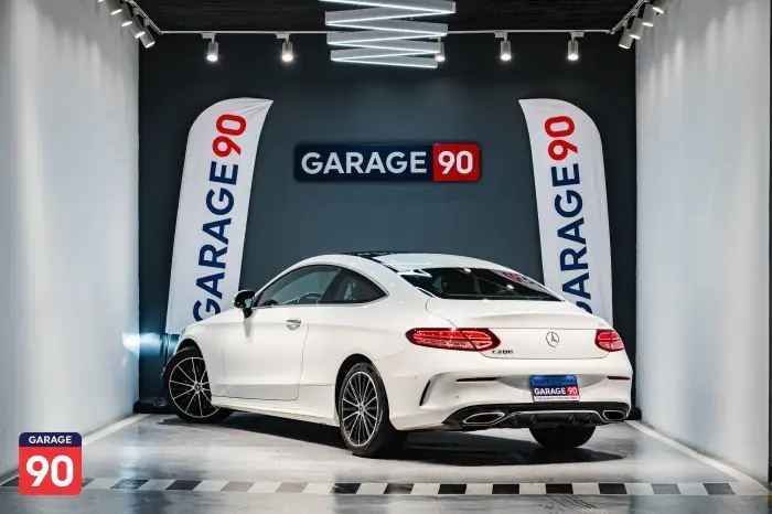 Mercedes-Benz C200 2019 - صورة 5