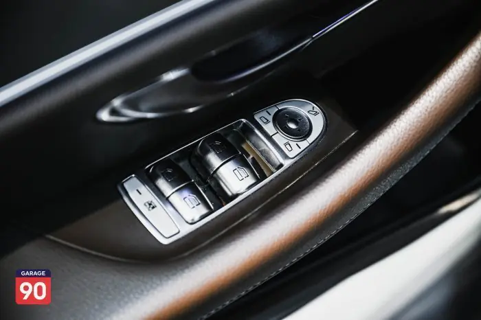 Mercedes-Benz E350e 2018 - صورة 13