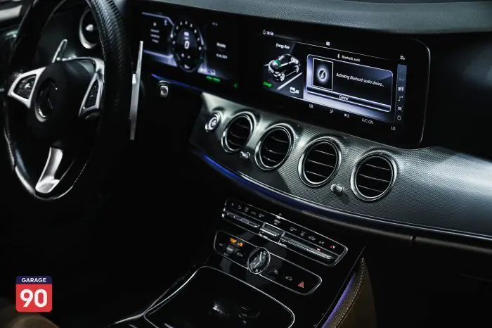 Mercedes-Benz E350e 2018 - صورة 11
