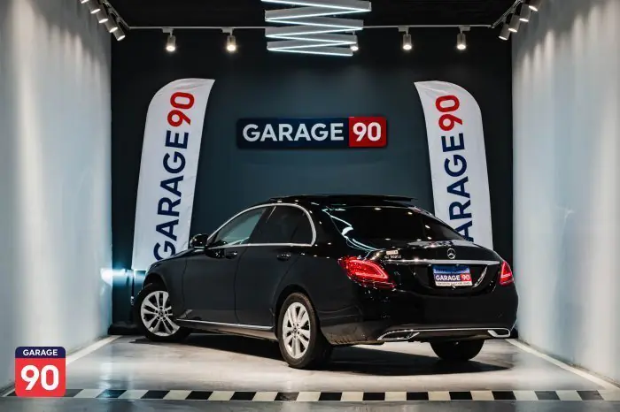 Mercedes-Benz C180 2019 - صورة 8