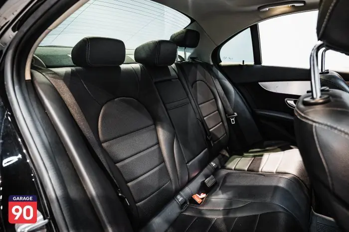 Mercedes-Benz C180 2019 - صورة 19
