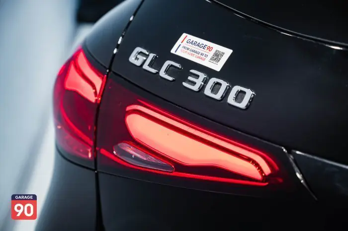 Mercedes-Benz GLC300 2024 - صورة 10
