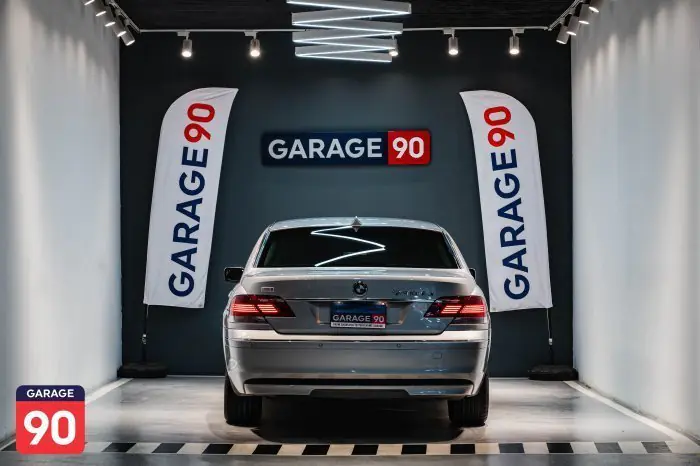 bmw 740 2009 - صورة 4