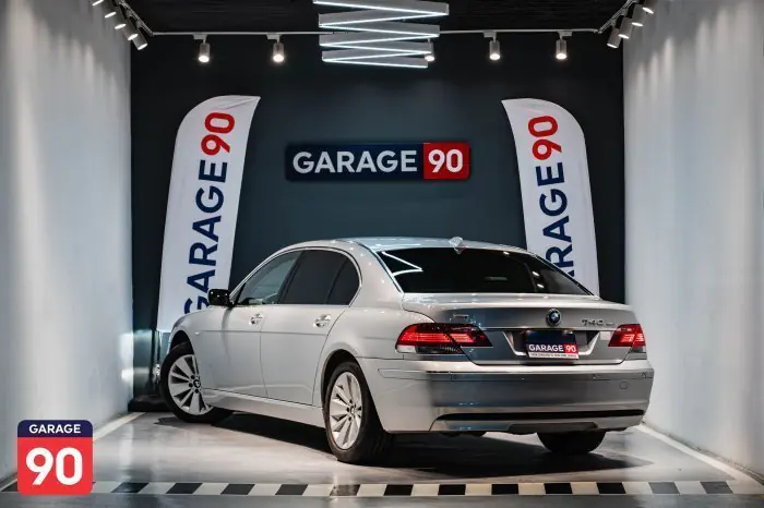 bmw 740 2009 - صورة 5