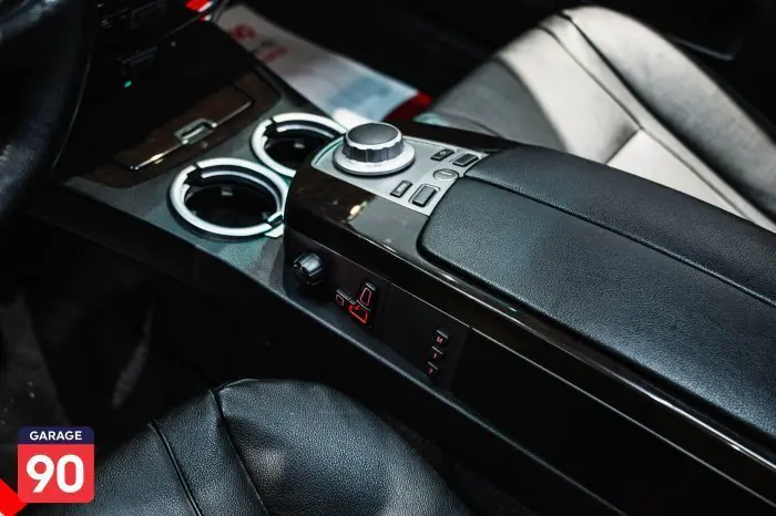 bmw 740 2009 - صورة 11