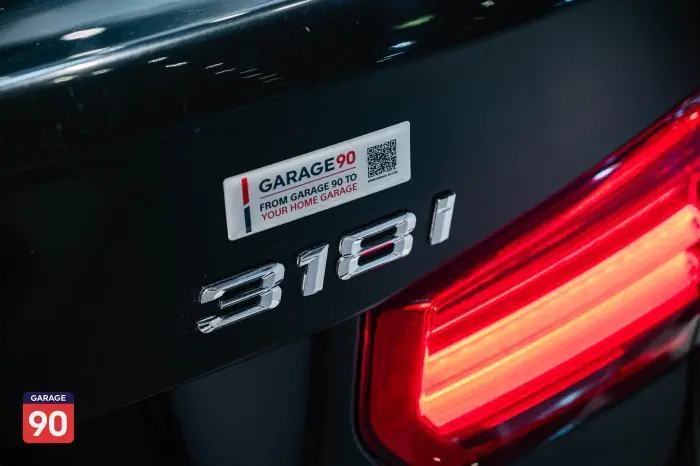 bmw 318i 2018 - صورة 9