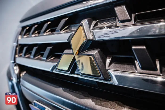 Mitsubishi Pajero 2019 - صورة 2
