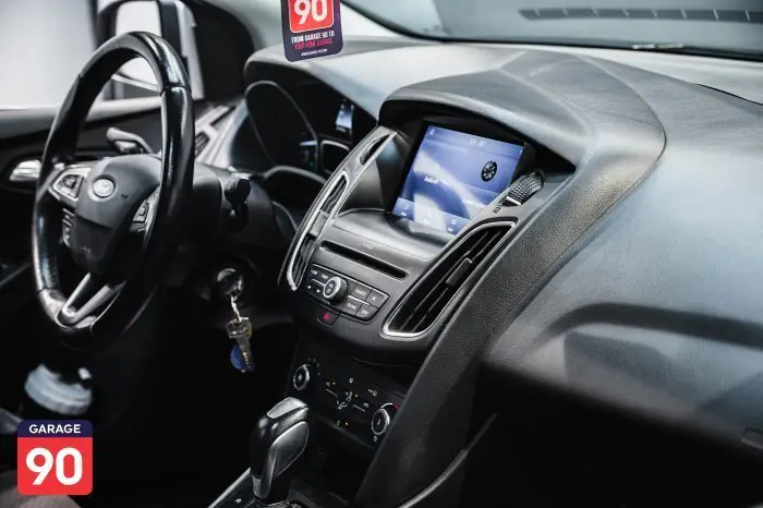 Ford Focus 2018 - صورة 11