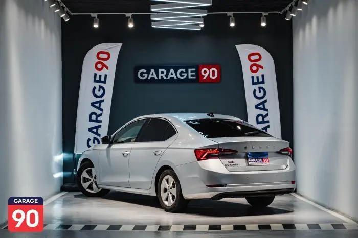 Skoda Octavia 2021 - صورة 6