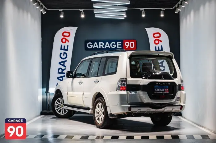 Mitsubishi Pajero 2015 - صورة 5