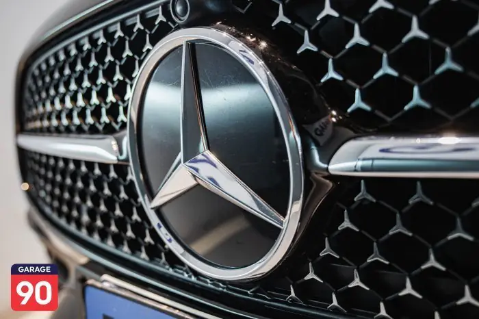 Mercedes-Benz C200 2022 - صورة 14