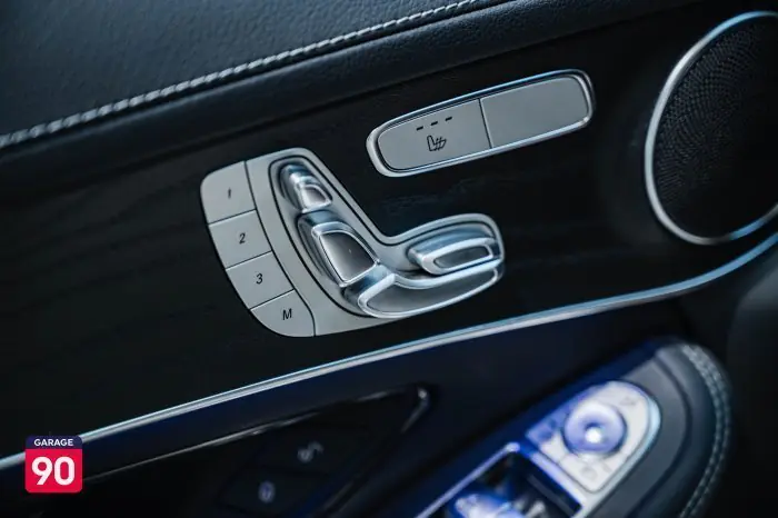 Mercedes-Benz GLC200 2023 - صورة 10