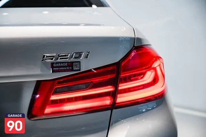 bmw 520i 2018 - صورة 8