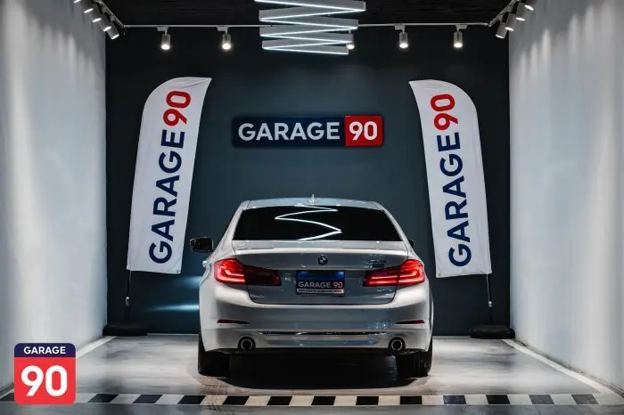 bmw 520i 2018 - صورة 4