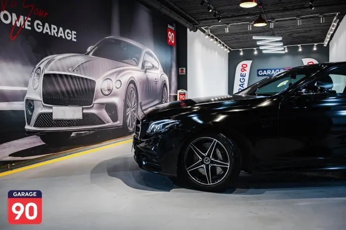Mercedes-Benz E300e 2020 - صورة 14