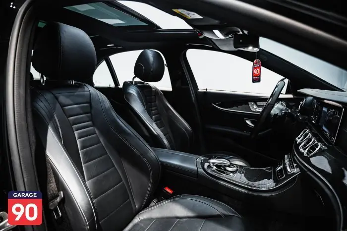 Mercedes-Benz E300e 2020 - صورة 18