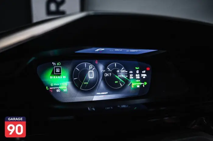 Peugeot 408 2023 - صورة 12