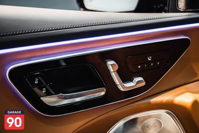 Mercedes-Benz E200 2024 - صورة 13