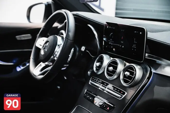 Mercedes-Benz GLC200 2023 - صورة 16
