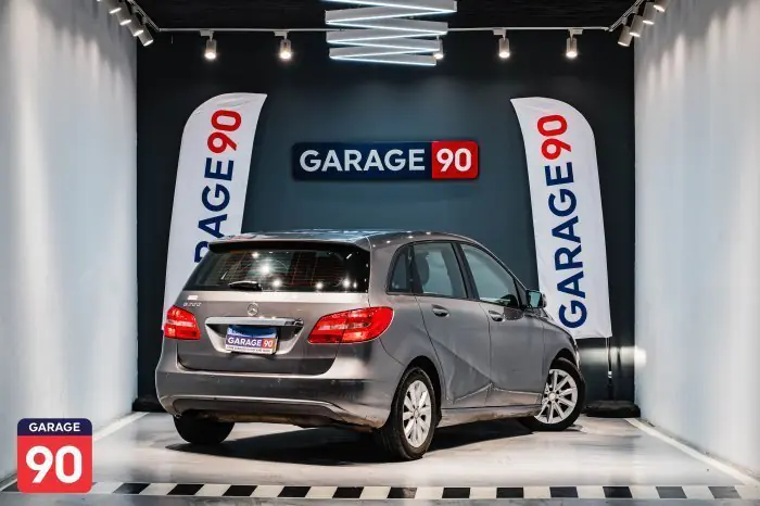 Mercedes-Benz B200 2013 - صورة 6