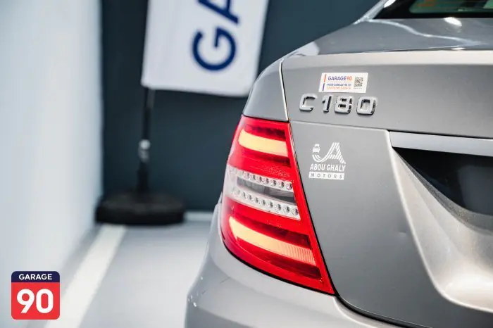 Mercedes-Benz C180 2013 - صورة 9
