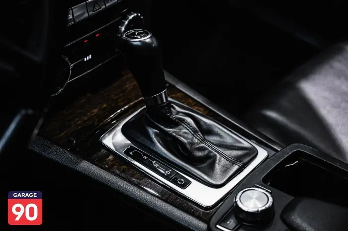 Mercedes-Benz C180 2013 - صورة 16