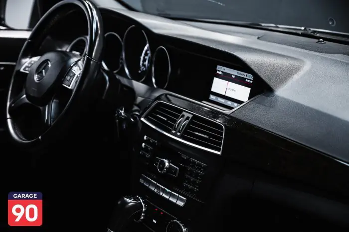 Mercedes-Benz C180 2013 - صورة 11