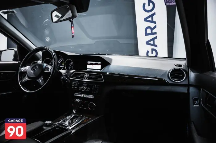 Mercedes-Benz C180 2013 - صورة 12