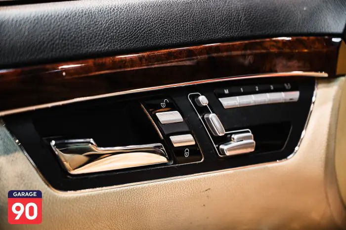 Mercedes-Benz S550 2007 - صورة 15
