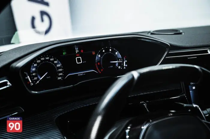 Peugeot 5008 2022 - صورة 11
